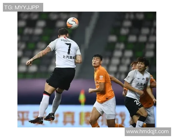 成都羽毛球队与南京羽毛球队赛后复盘分析个人能力与团队配合的深度探讨